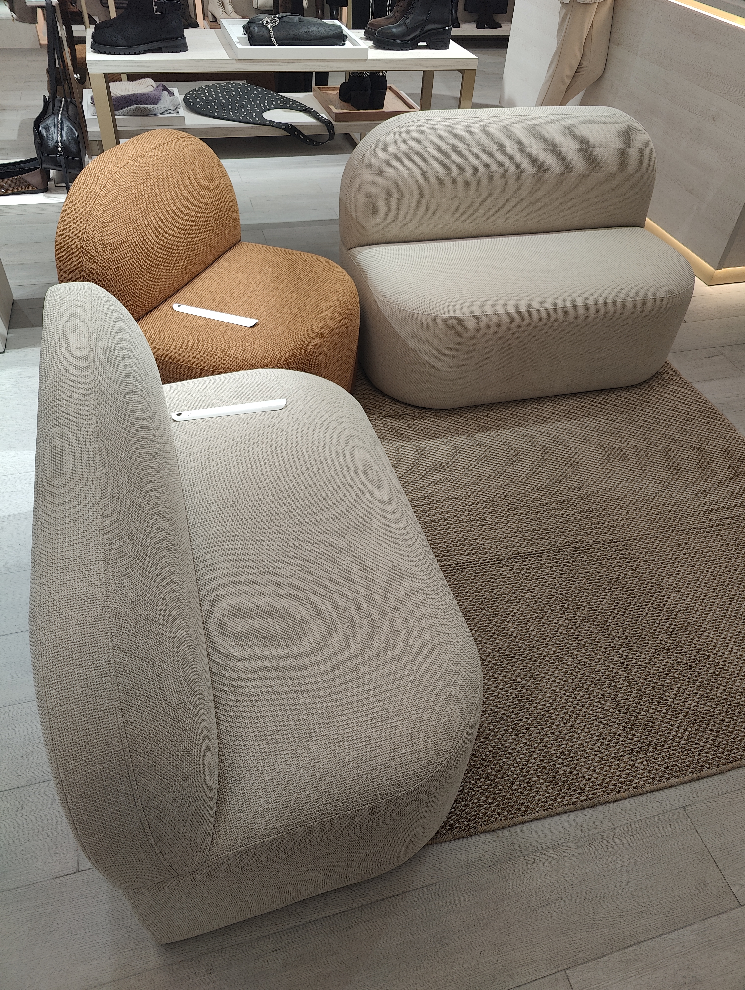 диван для магазина обуви на заказ спб