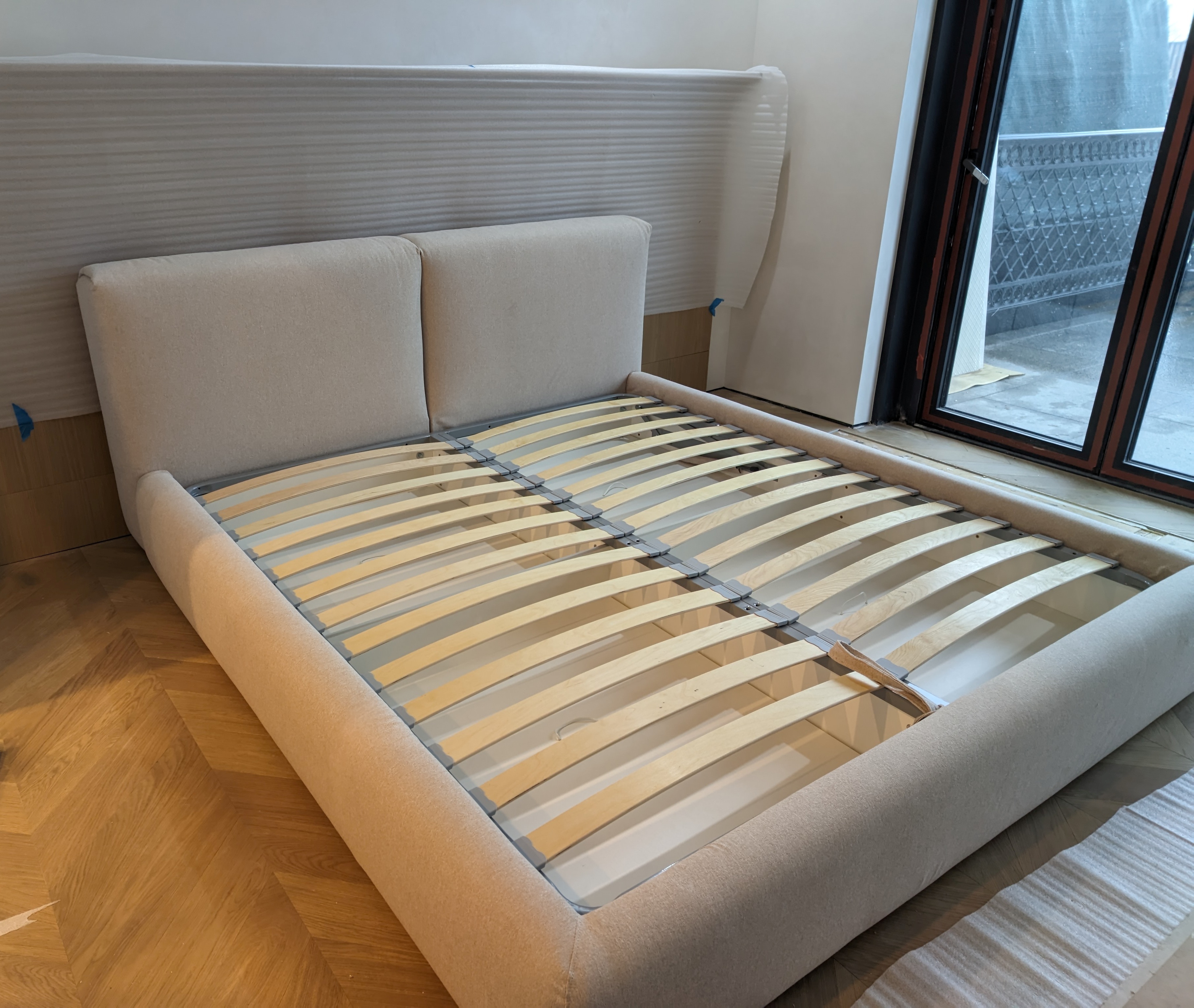 дизайнерская кровать на заказ luxury sofas