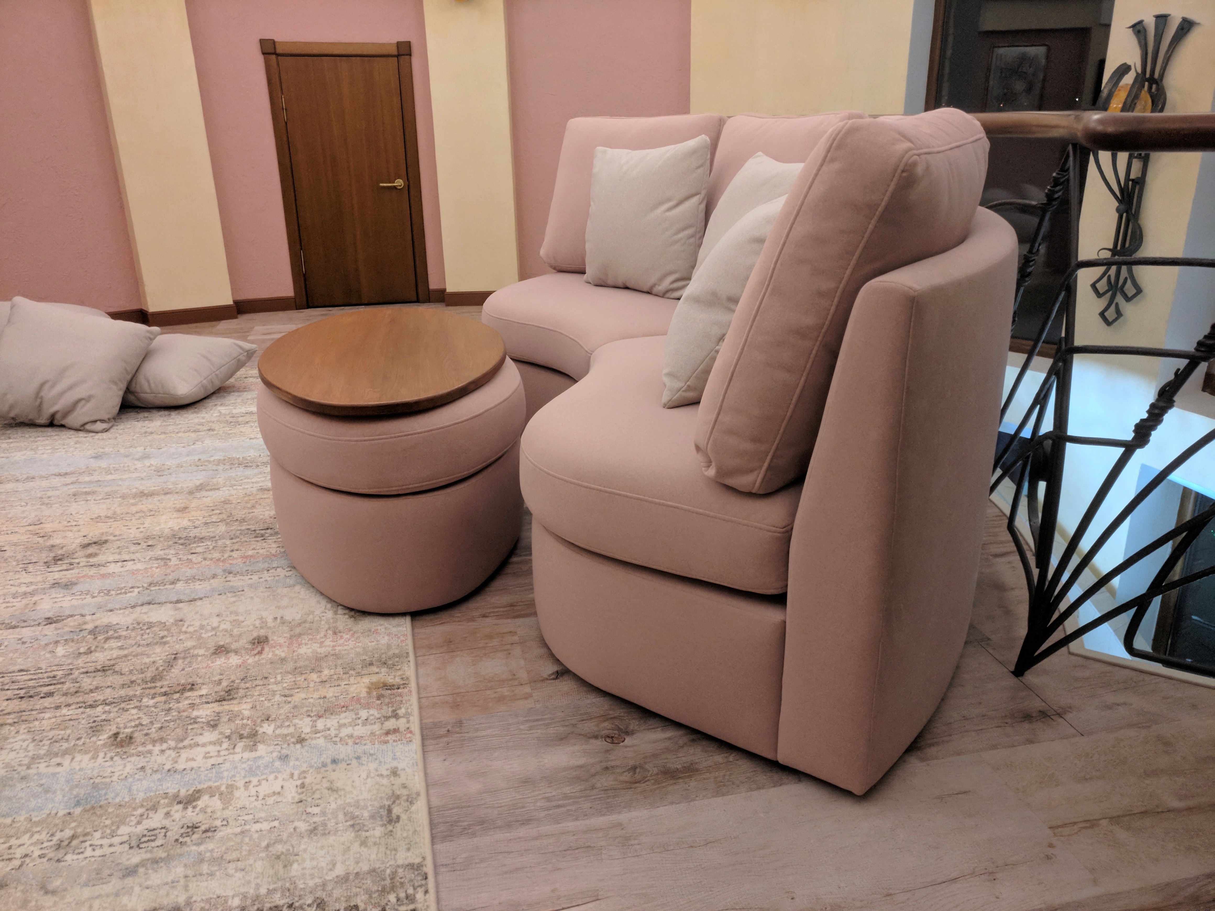 диван полукруглый эркерный на заказ спб