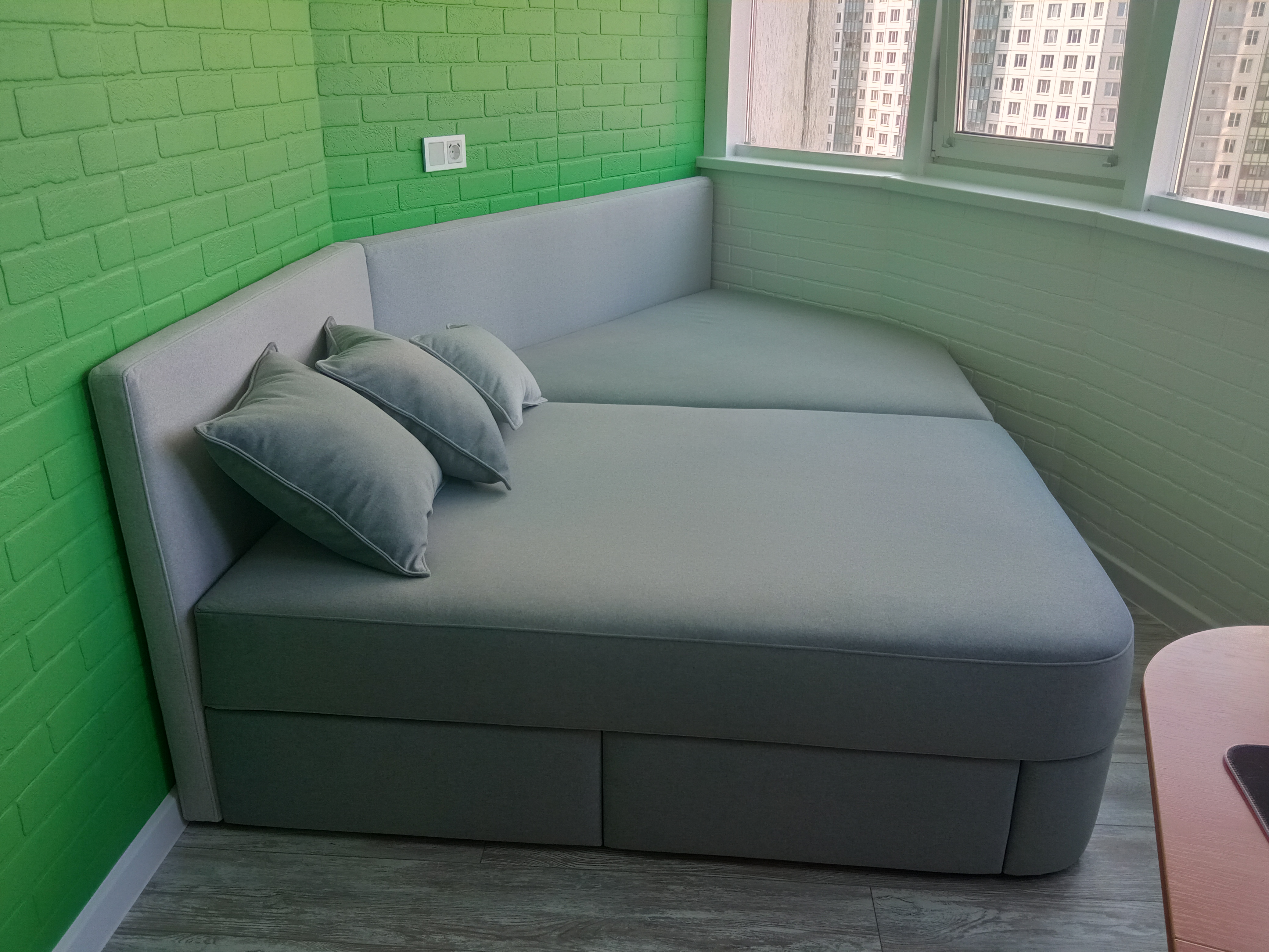 диван сложной формы на лоджию на заказ в спб