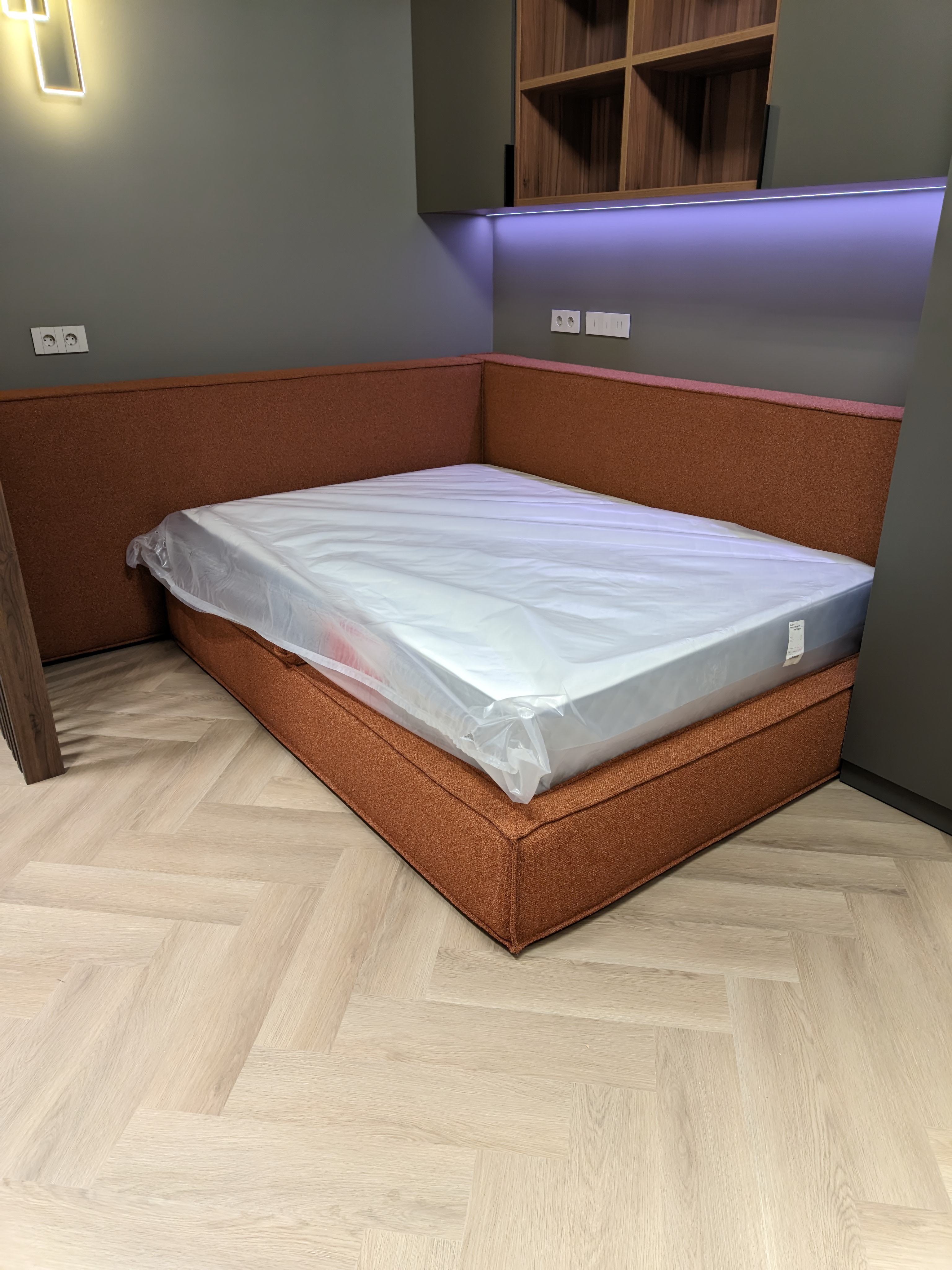 Кровать ARNOLD LS827